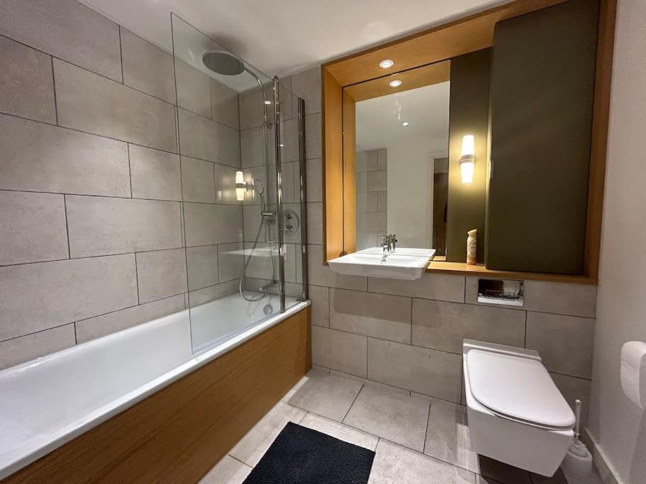 Lovely One Bedroom Flat * Londra